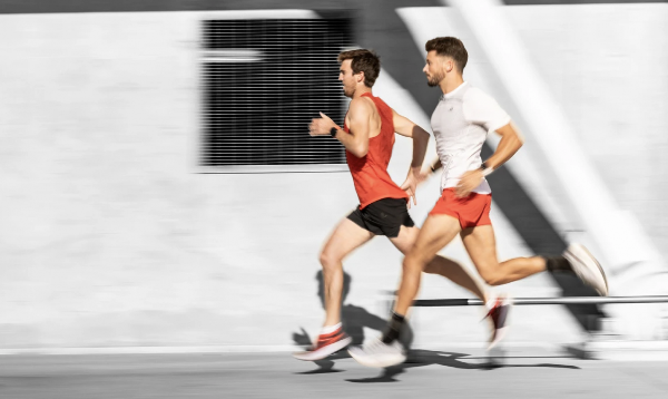 Скидки на беговые кроссовки Скидки на беговые кроссовки