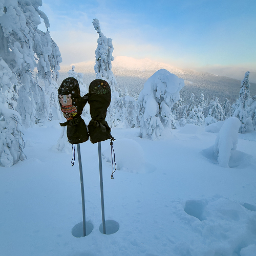 Тест-драйв верхонок МАНАРАГА в лыжном походе Тест-драйв верхонок МАНАРАГА в лыжном походе